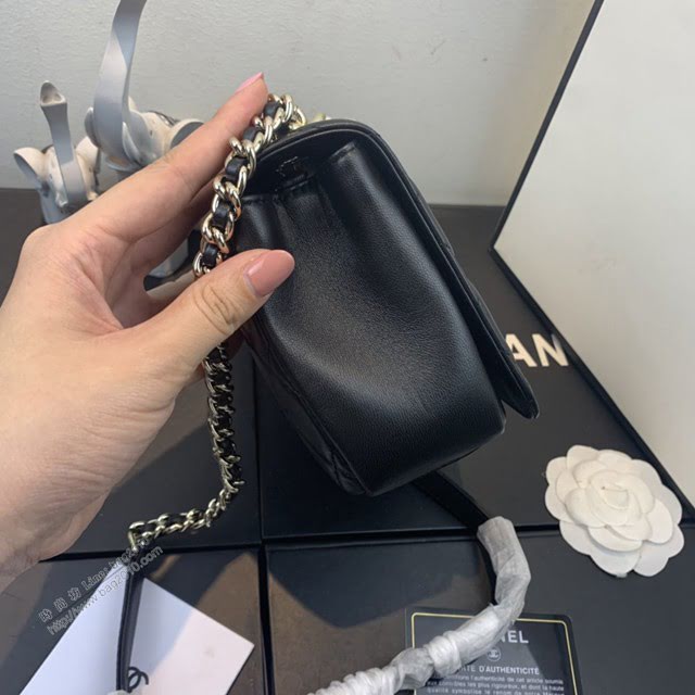 Chanel女包 AS1514 Chanel2020年新款包 鉚釘香香Logo Chanel鏈條單肩斜挎小號包  djc3993